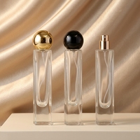 Flacon de parfum moderne de luxe 30 ml en verre transparent avec pulvérisateur à pompe, diffuseur à bâtonnets, surface sérigraphiée, série PBB