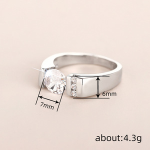 Anello Futuristico con Zirconi per Donne, Gioiello da Dito Creativo e alla Moda - Product Image 5