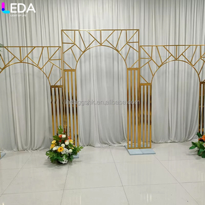 ฉากแต่งงาน LEDA ตกแต่งงานอีเว้นท์ โครงเหล็กสแตนเลสสีทองแบบถอดประกอบได้ ดีไซน์ทันสมัย สวยงาม พร้อมฉากหลังโค้ง - Product Image 1