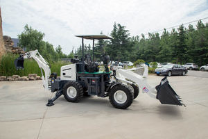 Günstiger 4x4 Baggerlader in China Gebrauchte Größte und Kleinste Lader zum Verkauf China Baggerlader - Product Image 3