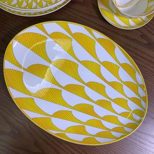 Juego de Tazas de Café de Porcelana de Hueso con Diseño Geométrico de Girasol Amarillo, Juego de Vajilla de 4 Piezas de Estilo Bohemio de Lujo, Material de Gres - Product Image 5