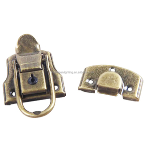 रेट्रो प्रकार प्राचीन <span class=keywords><strong>Drawbolt</strong></span> बंद होने कुंडी कुंडी धातु मामले सामान उड़ान मामले ताला लकड़ी बॉक्स हार्डवेयर विंटेज ताला Clasps - Product Image 6