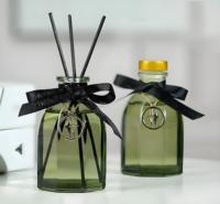 Bouteille de diffuseur de roseau en verre de parfum d'huile essentielle de 150ml