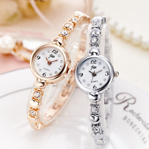 Marca de moda, edición coreana, reloj de pulsera, banda de acero para mujer, banda fina, reloj de moda de cuarzo electrónico para mujer - Product Image 4