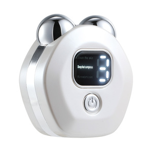 Masseur facial portable avec écran numérique - 3 niveaux de chaleur et longue durée de vie de la batterie - Product Image 1