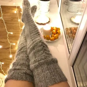 Scaldamuscoli invernali colorati calzini alti sopra il ginocchio calzini Slouch lavorati a maglia per donna