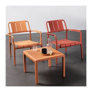 <span class=keywords><strong>Sillas</strong></span> de jardín coloridas de plástico PP: Juego de muebles de café para exteriores duraderos, <span class=keywords><strong>sillas</strong></span> de <span class=keywords><strong>terraza</strong></span> apilables para uso comercial - Product Image 5