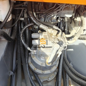 Excavatrice sur chenilles hydraulique d'occasion de marque japonaise Hitachi ZX200, de haute qualité, durable et best-seller, pour travaux de construction. - Product Image 3