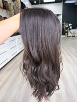 Perruque de luxe personnalisée en cheveux européens 100 % naturels de qualité supérieure, couleur brun naturel, avec dessus en dentelle, ligne de cheveux naturelle et nœuds invisibles ultra-naturels