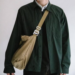 Sac bandoulière unisexe en nylon imperméable de couleur unie personnalisé, sac messager pour couple, sac à bandoulière pour la ville et les loisirs - Product Image 5