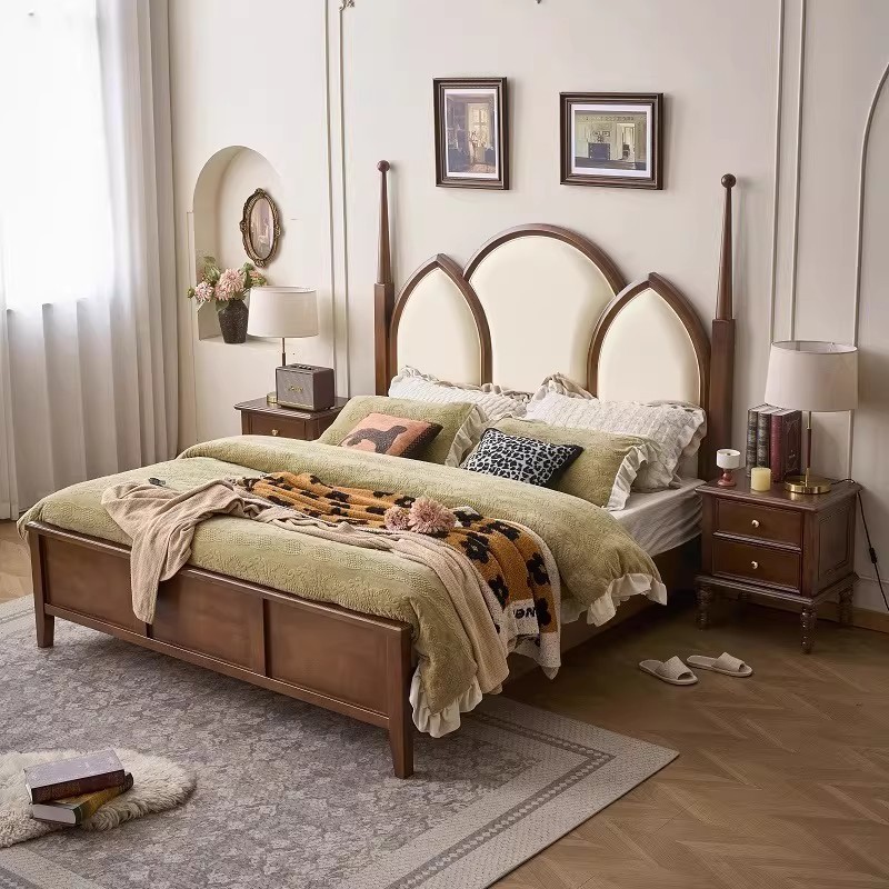 French Retro Solid Wood Platform Bed