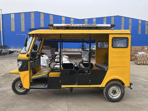 Gesloten cabine 150cc 200cc elektrische meerpersoons transportvoertuig voor stedelijk en landelijk gebruik passagiersdriewieler - Product Image 5