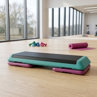 Plataforma de Step Aeróbico con Altura Ajustable, Superficie Texturizada Antideslizante, Bloques Elevadores para Ejercicios en Casa y Acondicionamiento Físico