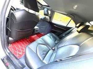 <span class=keywords><strong>Camry</strong></span> <span class=keywords><strong>2020</strong></span> Usado, Automático, Volante a la Izquierda, Interior Oscuro, Asientos de Cuero, Cámara Trasera, Llantas R16, Luces LED - <span class=keywords><strong>Precio</strong></span> - Product Image 3