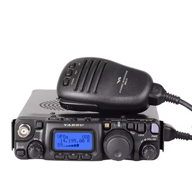 YAESU FT-857D 100 km Long Range Walkie-talkie 6W HF VHF UHF Transceiver Cb Vehicle Mouted Walkie Talkie