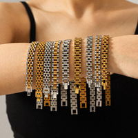 Bracelet KITI moderne bicolore en acier inoxydable plaqué or et argent, design maillons, bijou de poignet contemporain