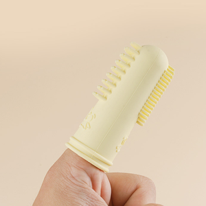 Cepillo de <span class=keywords><strong>dientes</strong></span> de silicona suave reutilizable de doble cara para mascotas, cepillo de <span class=keywords><strong>dientes</strong></span> portátil de lujo para <span class=keywords><strong>perros</strong></span>, herramienta de aseo ecológico para mascotas - Product Image 2