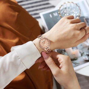 Montre à quartz simple pour femme CURREN 9085, étanche, bracelet en acier inoxydable, style professionnel et élégant pour femme, cadeau pour les amies - Product Image 5