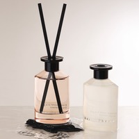 Diffuseur d'Arômes sans Flamme Premium, Parfum d'Intérieur, Décoration Parfumée, Atmosphère de Luxe pour Chambre et Salle de Bain, Éliminateur d'Odeurs