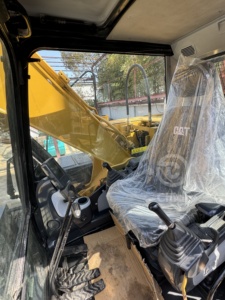 Excavatrice sur chenilles hydraulique CAT 315D d'occasion, bien entretenue, en bon état pour les travaux de construction, CAT 320D 320D2L 325 - Product Image 5