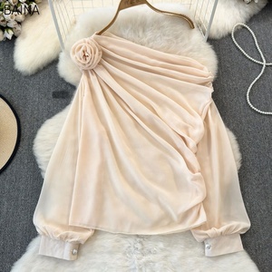 Nouvelle Blouse en Chiffon à Épaules Dénudées pour Femme, Coupe Asymétrique, avec <span class=keywords><strong>Fleurs</strong></span> Tridimensionnelles, Style Doux et Ample - Product Image 3