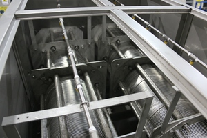 Nueva máquina de deshidratación de prensa de tornillo de disco múltiple, máquina de deshidratación de lodo aceitoso para tratamiento de lodos en espiral apilados - Product Image 5