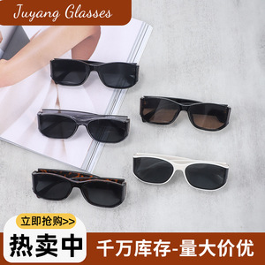 Nouvelles Lunettes de Soleil Carrées Plein Cadre pour Femme, Style Coréen Luxe, Protection UV400, Rétro Chic, Inspirées des Défilés - Product Image 4