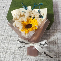 Bouquet de petites fleurs séchées faites à la main Mini bouquet de roses éternelles souffle de bébé cadeau de nouvel an