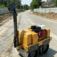 Petit rouleau compresseur vibrant de 1 tonne avec poignée pliable pour un rangement facile dans le caisson d'un camion