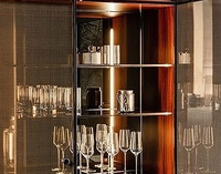 Vitrine Murale en Verre de Luxe Léger Italien avec Éclairage, Buffet de Rangement Moderne Haut de Gamme pour Villa et Salle à Manger