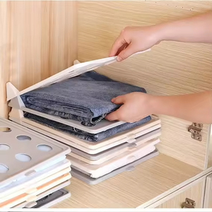 อุปกรณ์จัดเก็บเสื้อผ้าอเนกประสงค์แบบพับได้ ช่วยลดรอยยับ - Product Image 2