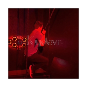 Jeu d'évasion physiquement stimulant pour les sports et les divertissements interactifs en intérieur avec pont en corde oscillant et caractéristiques d'escalade - Product Image 5