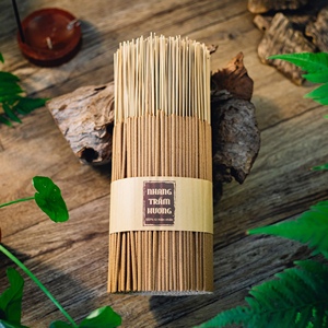 Incienso Natural de Oud de Vietnam al por Mayor, Varillas de Incienso de Larga Duración para Aromaterapia, Fragancia para el Hogar y Desodorización - Product Image 1