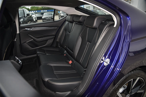 <span class=keywords><strong>Skoda</strong></span> Octavia PRO TSI280 Édition Luxe 1.4L Turbo 7DCT d'occasion 2025 – Berline fiable et économe en carburant pour routes africaines - Product Image 4