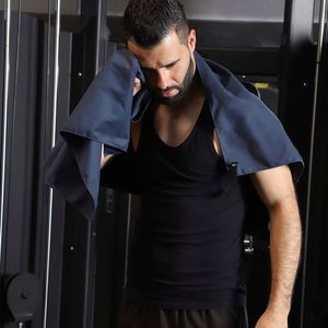 Custom Rainleaf <b>Microfiber</b> Perfect Travel Fitness Sweat Fast Drying Good Absorbent Sports Gym <b>Towels</b> With Mesh Bag - Product Image 3