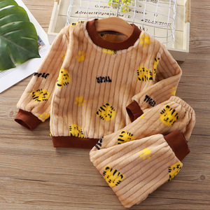 Caldo inverno per bambini tenere al caldo i vestiti per la casa in cartone spesso dei ragazzi morbido set di <span class=keywords><strong>abbigliamento</strong></span> per la casa delle ragazze per i bambini - Product Image 4