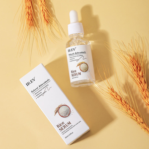 <span class=keywords><strong>Set</strong></span> Viso Idratante Notturno OEM ODM con Crema, Siero, Essenza e Lozione al Riso, Tonico Anti-Primingogenico per Donne - Product Image 2