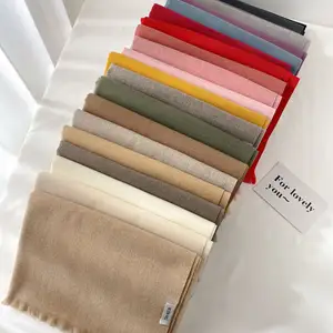 Hot Bán Phụ Nữ Mùa Đông Chăn Chiếc Khăn Màu Rắn Pashmina Khăn Choàng Cashmere Khăn Với Tua Ngắn