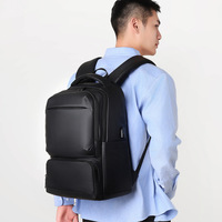 Sac à dos simple et léger Sacs de sport pour ordinateur portable de voyage de grande capacité Sacs de tendance Oxford étanches pour hommes