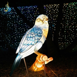 Lanterne Artigianali Personalizzate a Forma di Uccello per un Esibimento Realistico Durante il Capodanno Cinese Adatto per parchi a tema e zoo - Product Image 2