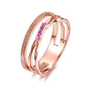 แหวนเงินแท้ 925 ประดับเพชรซิคอนจาก UM Jewelry ดีไซน์โดดเด่น ขัดเงาอย่างประณีต เหมาะสำหรับขายส่ง ของขวัญงานเลี้ยง งานครบรอบ หรืองานแต่งงาน - Product Image 1