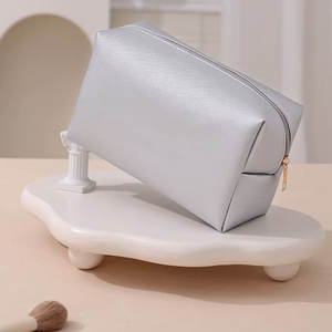 أفضل بيع حقيبة مكياج مقاومة للماء مقاس كوارت منظم السفر في المطار شركة طيران أساسية - Product Image 5