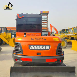 Excavadora Usada DOOSAN DX60 Duradera y de Bajo Ruido para Construcción Comunitaria, Colocación de Tuberías y Tareas de Excavación a Pequeña Escala - Product Image 1