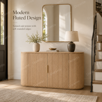 Buffet moderne en chêne Sovereign à 4 portes avec panneaux cannelés et poignées en laiton, comptoir en bois, credenza nordique, armoire de cuisine