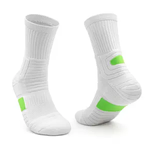 ราคาโรงงานออกแบบเองถุงเท้านักกีฬาผ้าฝ้ายกันกระแทกกีฬาบาสเกตบอลถุงเท้าวิ่งสีขาว
