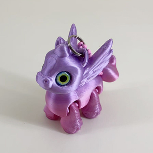 Personnalisable 3D Imprimé PLA Animal Bouton Porte-clés Fun Sac À Dos Pendentif pour Les Fans D'anime Conception Colorée Basé Sur L'<span class=keywords><strong>image</strong></span> - Product Image 1