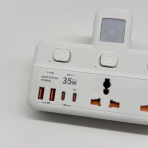 <span class=keywords><strong>Multipresa</strong></span> Intelligente a <span class=keywords><strong>Muro</strong></span> con Spina Standard EU, 3 Prese AC, 2 Porte USB-A e 2 Porte USB-C per Uso Industriale - Product Image 4