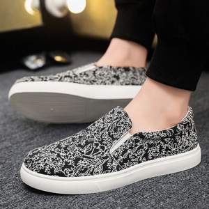 Chaussures vulcanisées de haute qualité en gros, baskets plates en toile respirantes, design uni blanc à enfiler, style décontracté, printemps-hiver - Product Image 4