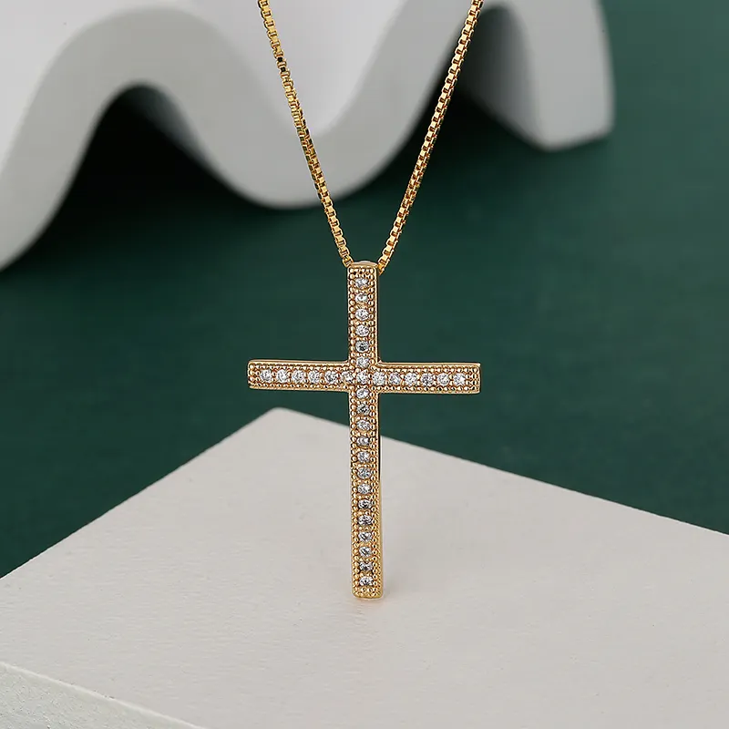 Custom Cross Pendant Necklace For Men Fashion Simple Religious Gold Plated Cubic Zirconia Cross Necklace For Women