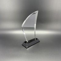 Trophée en cristal K9 vierge en gros, récompense personnalisée, trophée en verre cristal gravé au laser 3D